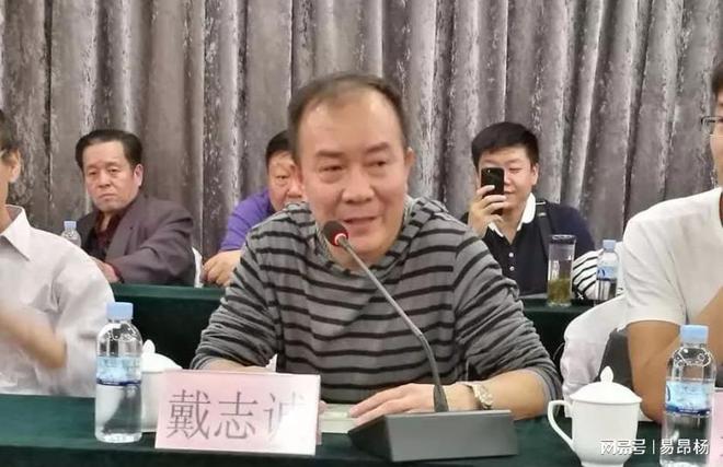 侯耀文老婆帽子戴志诚如今怎么了与袁茵结婚17年被外界扣上抢(图14)