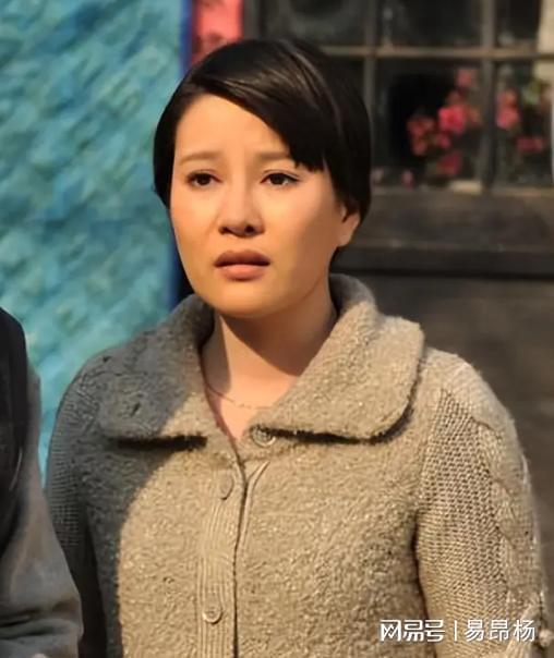 侯耀文老婆帽子戴志诚如今怎么了与袁茵结婚17年被外界扣上抢(图5)