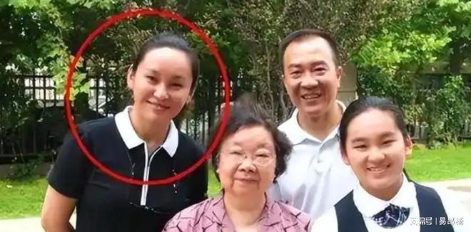 侯耀文老婆帽子戴志诚如今怎么了与袁茵结婚17年被外界扣上抢(图11)